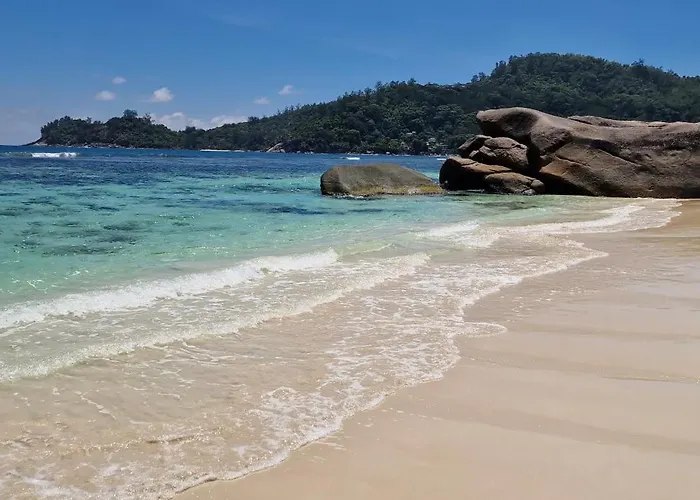 A Peace In Paradise * Anse Royale